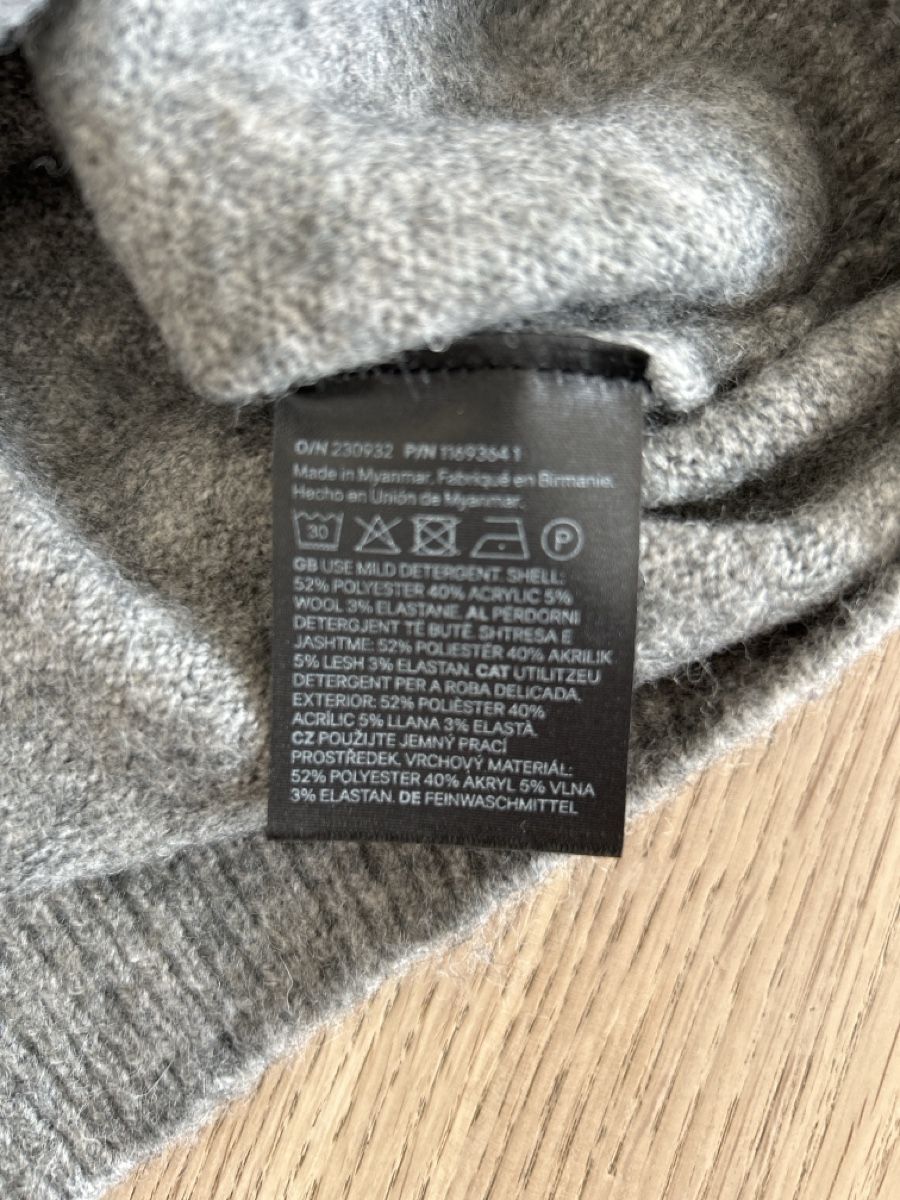 H&M Maglioni & Felpe: Feinstrickpullover von H&M, Grösse XL, grau – Nuovo (secondo la descrizione) da Erlinsbach SO venduto da hallon480 1