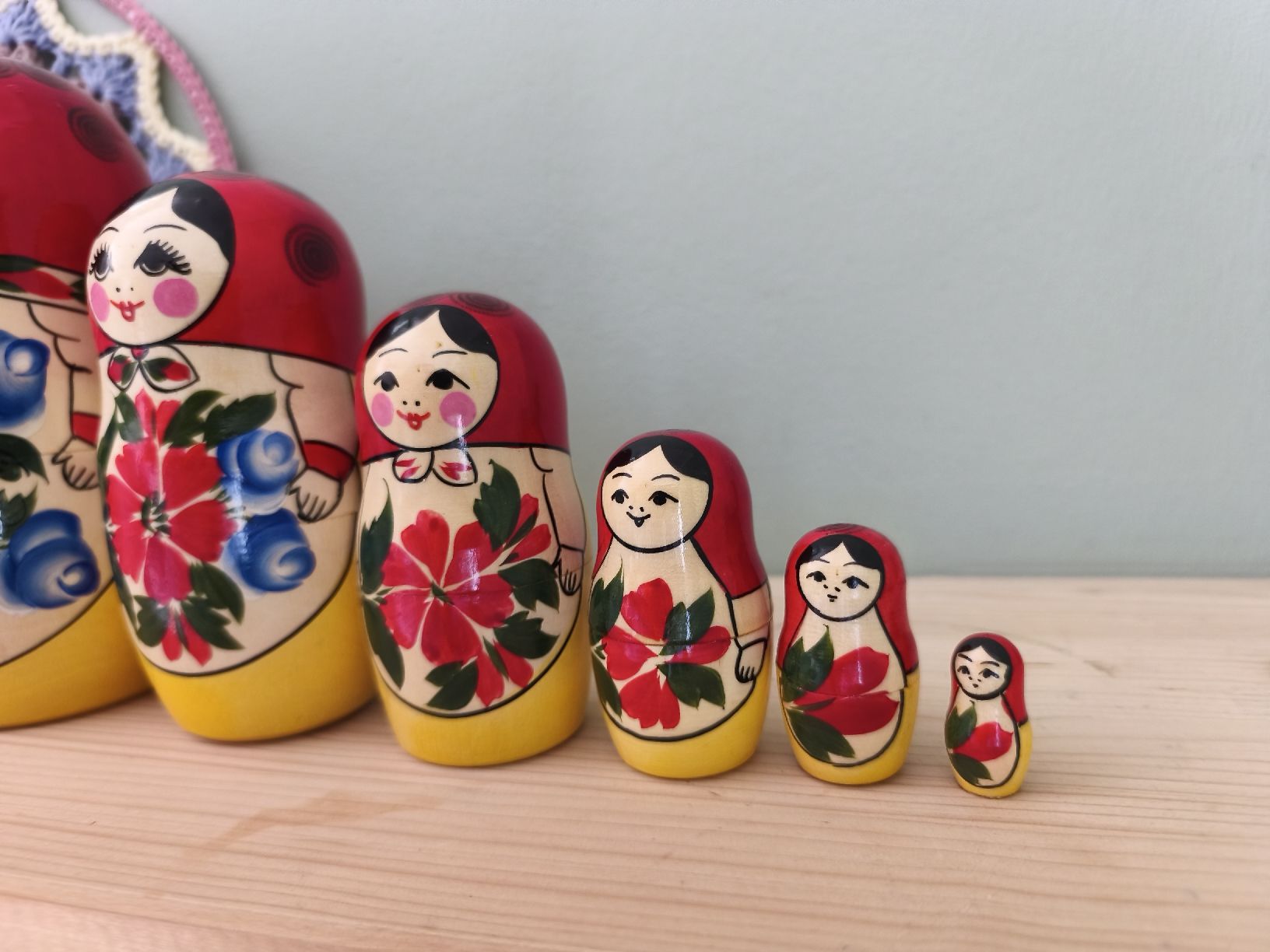 Bambole: poupée russe 7 pièces – Nuovo e nell'imballaggio originale da Orbe venduto da don_ym8h 1