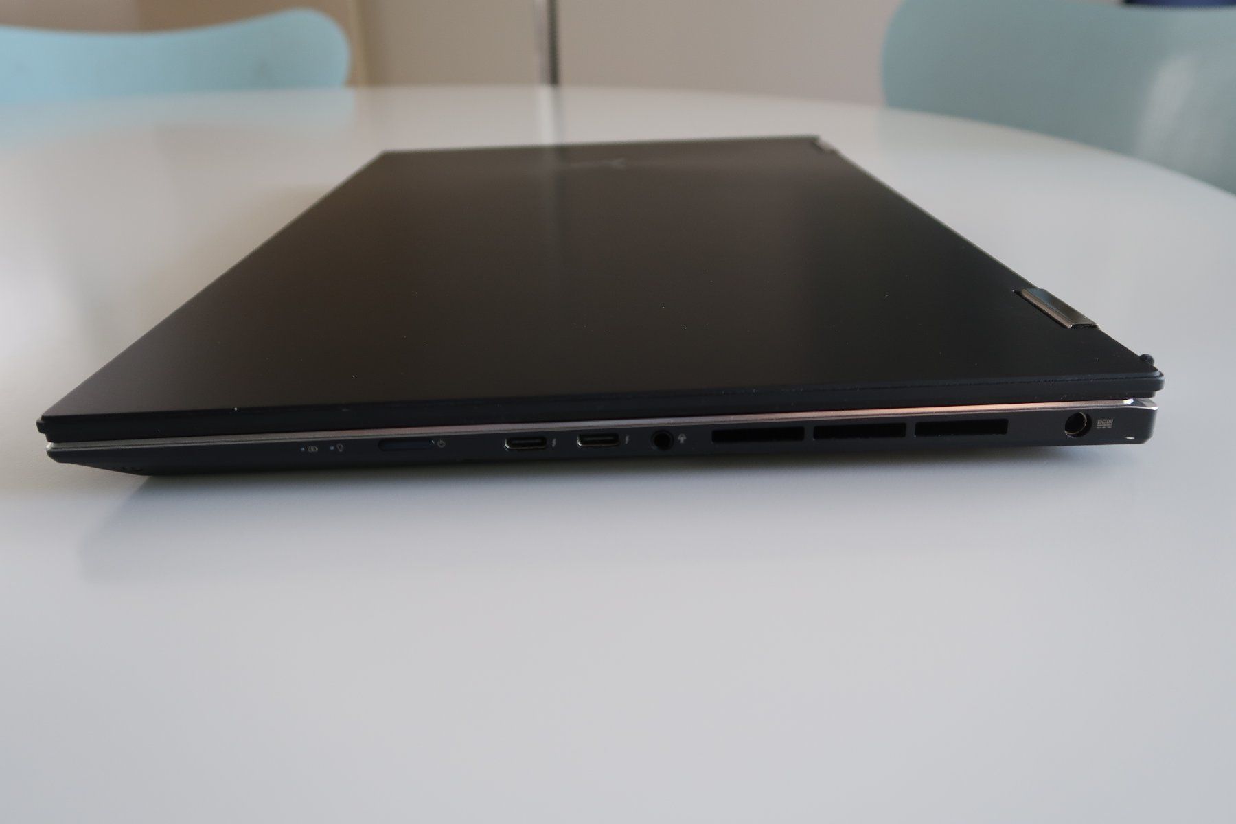 Asus Notebooks: Asus Zenbook Pro 15 Flip OLED – Gebraucht aus Bottmingen von PeterGuyer 3