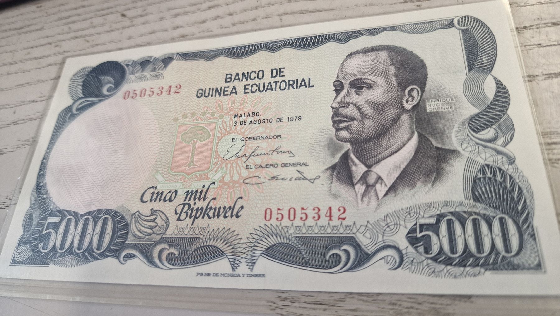 Billets de banque: Note 5000 Bipkwele Äquatorialguinea 1979  – Neuf avec emballage d'origine à Herisau par Antiques.AR