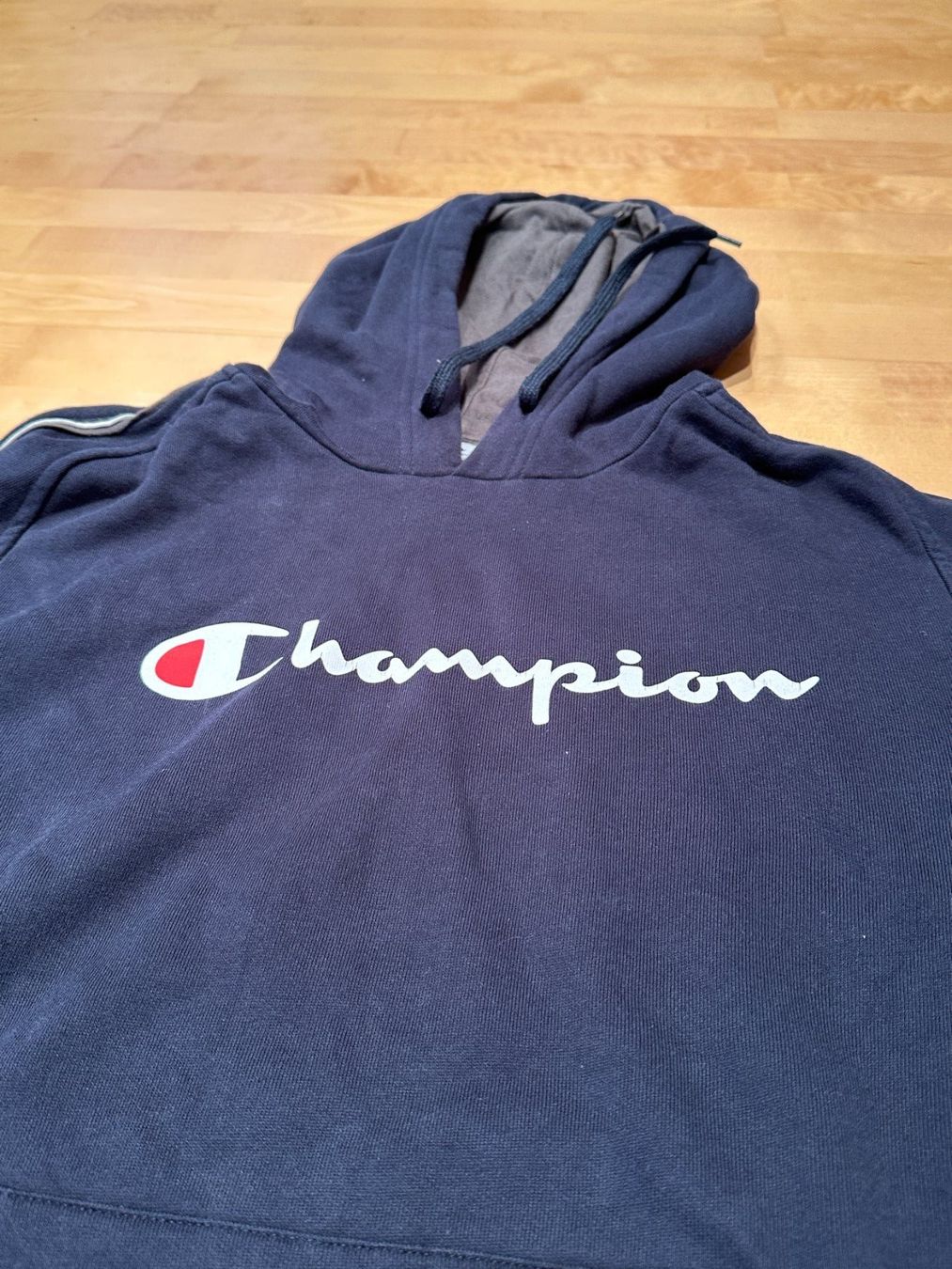 Champion Pullover & Sweatshirts: Hoodie Kapuzenpullover - Champion blau – Gebraucht aus Buchs AG von Stunner 2
