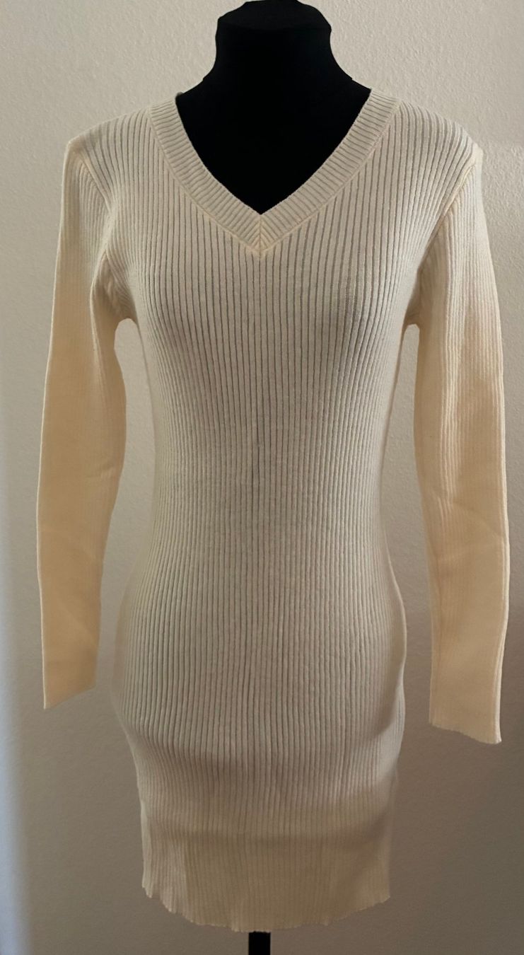 Kleider: Strickkleid offwhite XS neu – Gebraucht aus Stäfa von wedapina