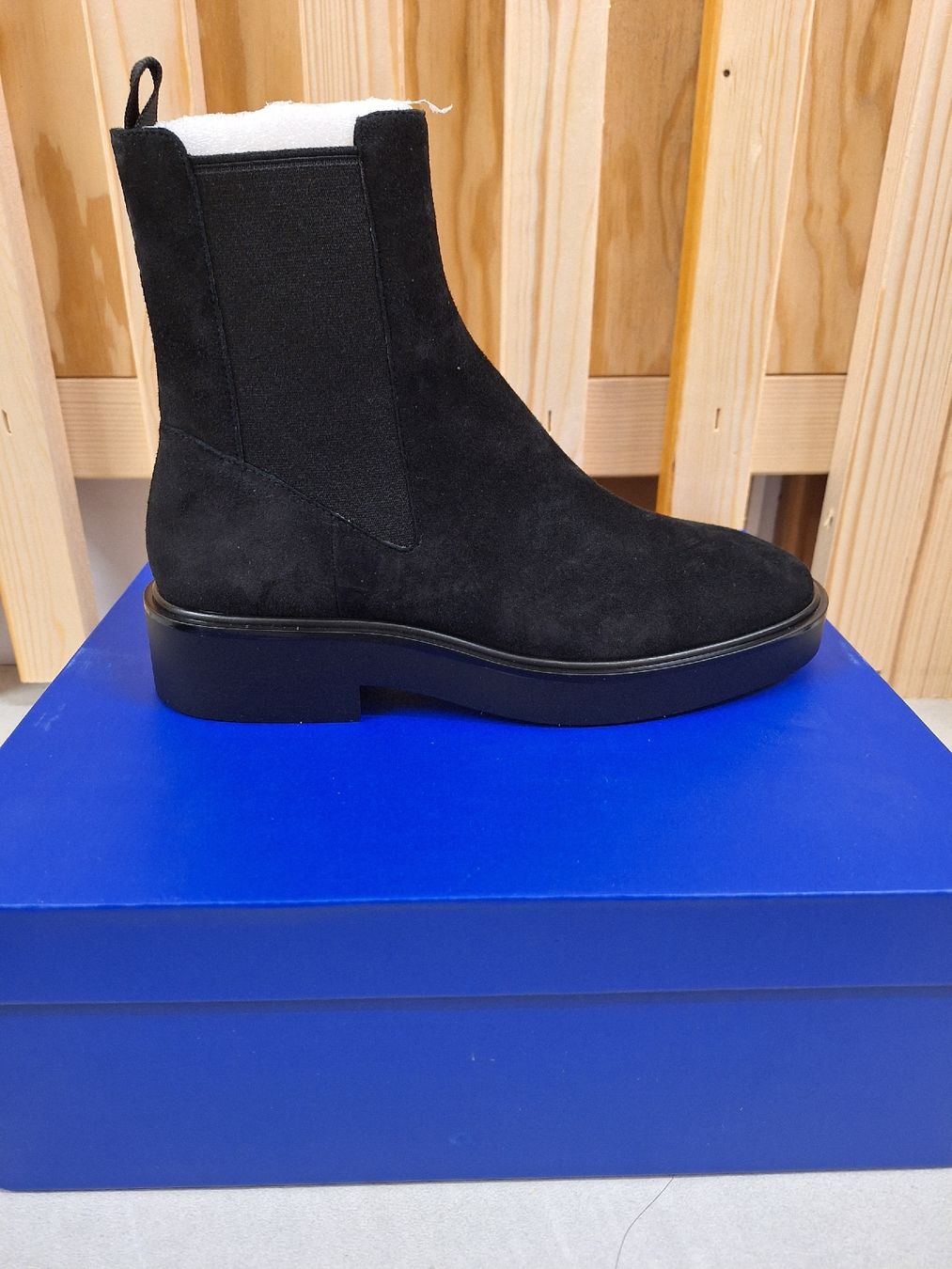 Hufschuhe: Stuart Weissman – Neu und originalverpackt aus Cham von Drukkerij