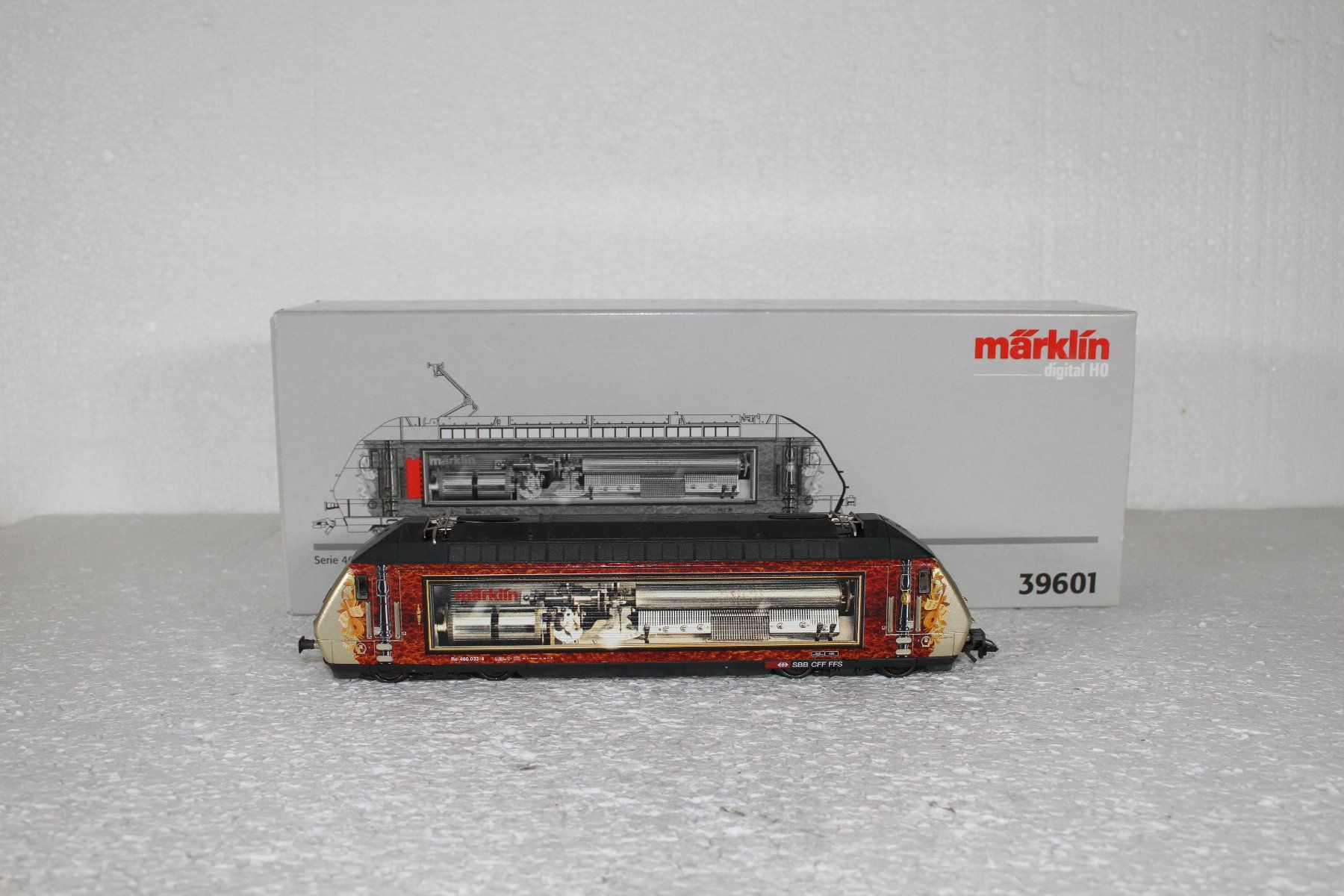 Märklin Modellini di ferrovie: Märklin 39601 SBB Re 460 Spieldose – Usato da Triesen venduto da cor_62ts