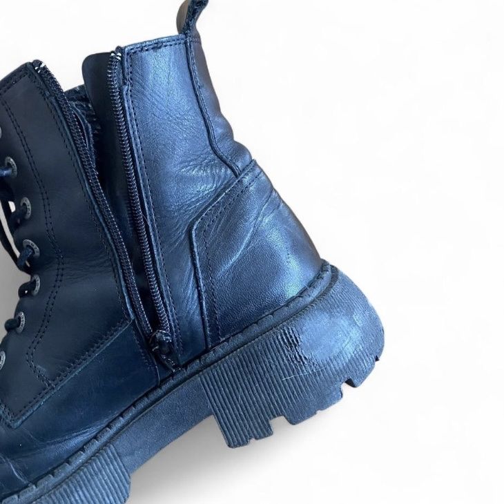 Scarpe da donna: Schwarze Schnürstiefel, Gr. 39 – Usato da Zürich venduto da ju__ 4