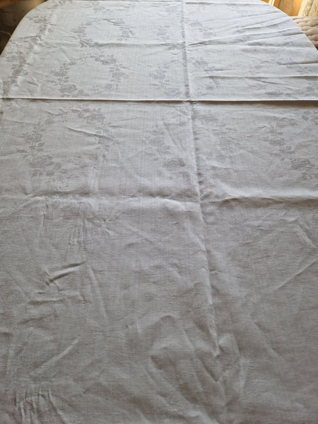 Altra biancheria da tavola: Tischdecke Damast, Monogramm HD, 280x196cm – Usato da Bern venduto da Antikbatik
