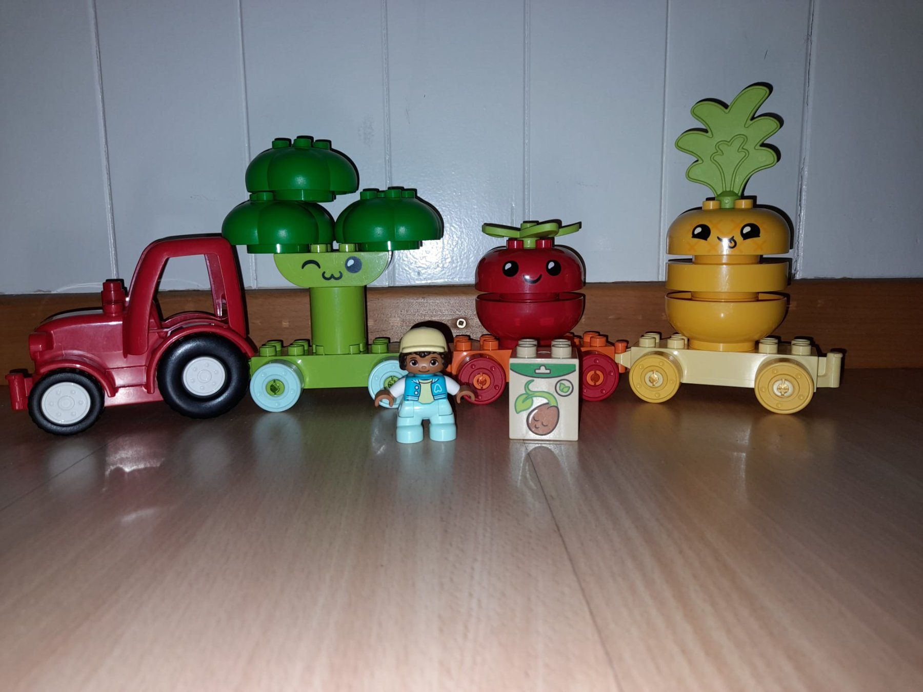 Lego Giocattoli: Lego Duplo Obst und Gemüse Traktor 10982 – Usato da Wittenbach venduto da Gugielmo