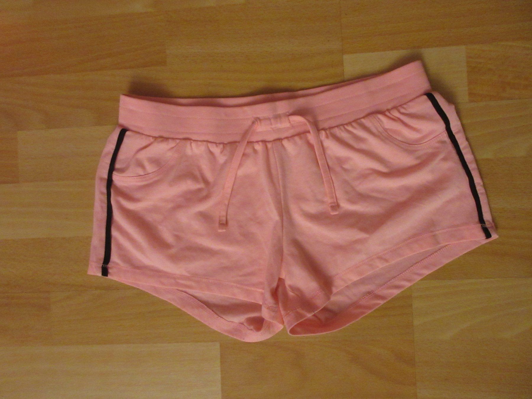 C&A Pantaloni: Kurze Shorts Grösse 158 – Usato da Kaisten venduto da renault015 2