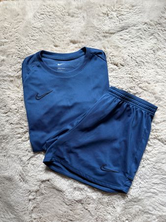 Sportset Nike, Grösse M-L