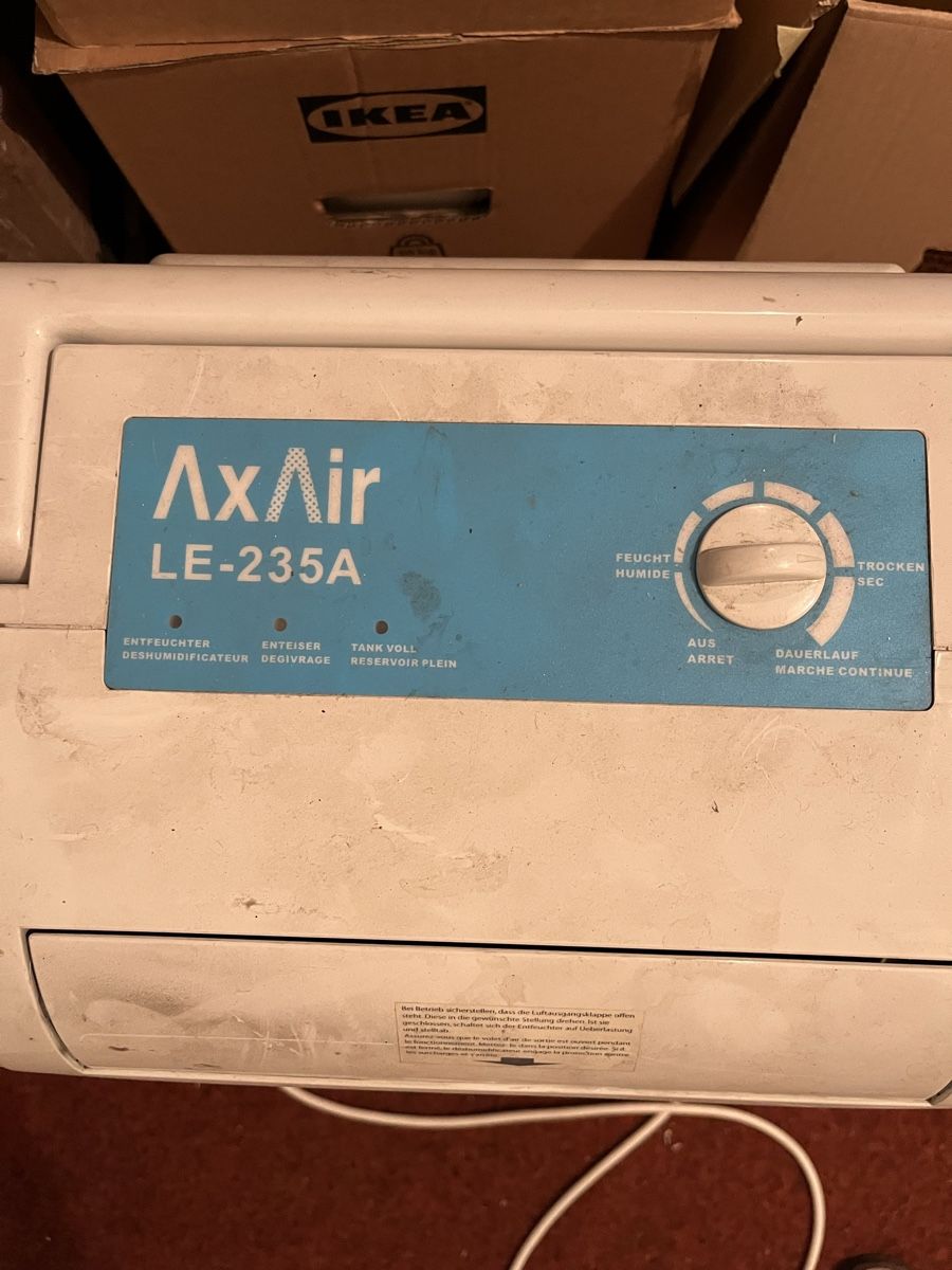 Luftentfeuchter: AxAir LE-235A Luftentfeuchter entfeuchter – Gebraucht aus Zürich von Princessmia 1