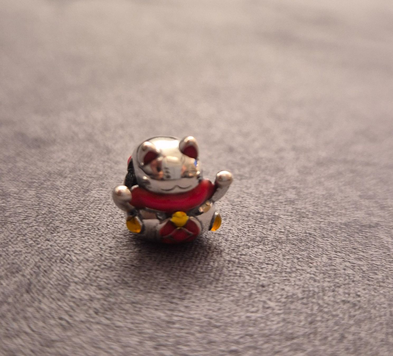 Ciondoli: Silber Charm Maneki-neko Katze +Garantie – Nuovo (secondo la descrizione) da Rotkreuz venduto da Carbone_Bijou-Shop