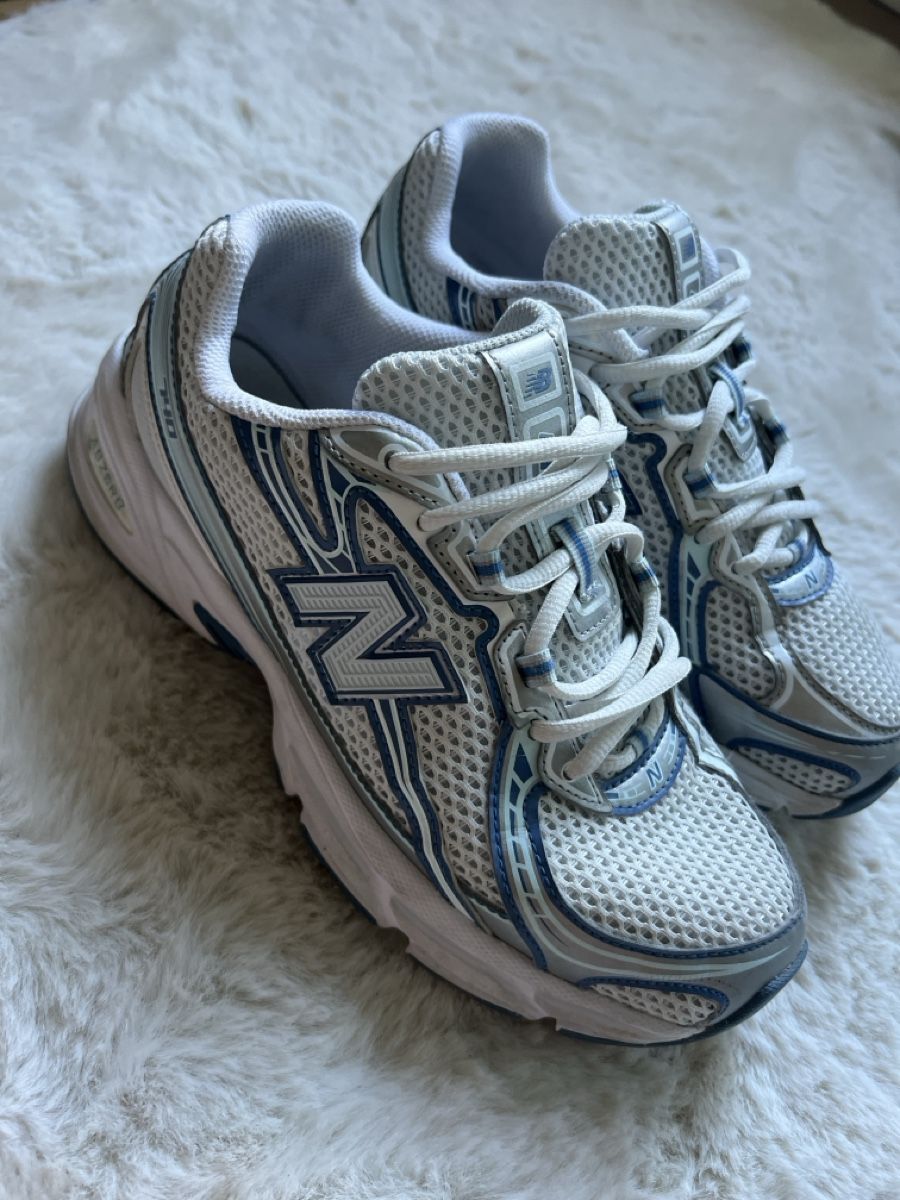 New Balance Scarpe da uomo: New balance 740 blanche et turquoise  – Usato da Vauffelin venduto da lia_957c