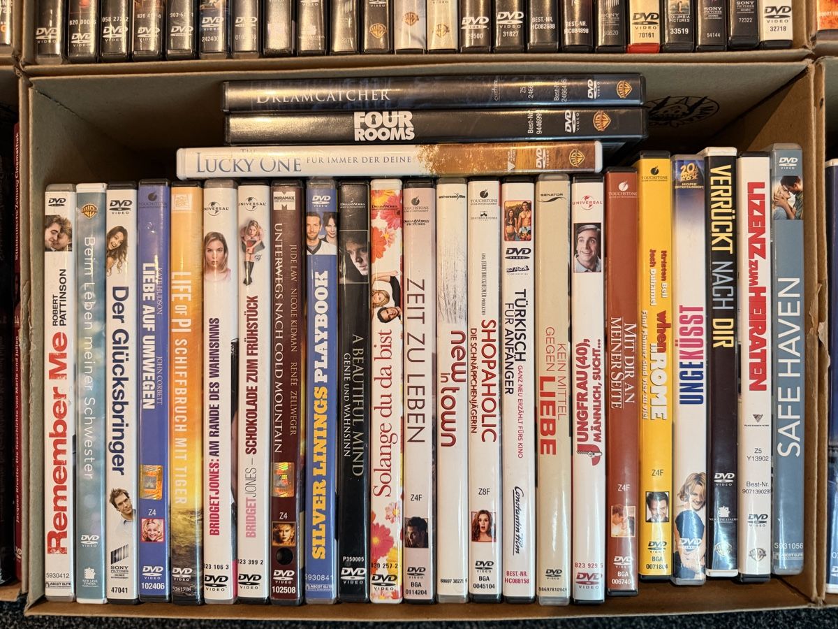 Tutti i DVDs: DVD Sammlung ca. 230 DVDs – Usato da Ulisbach venduto da Jayef 8