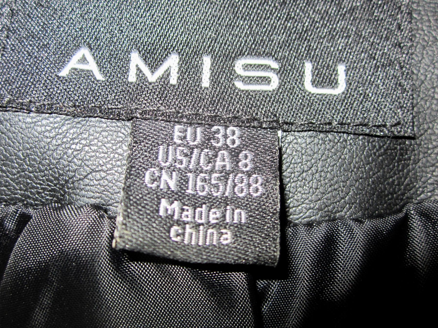 Vestes & Manteaux: Mädchen Kunstleder Jacke schwarz Gr.36 – Neuf (Voir description) à Pratteln par TT-Rudi 2
