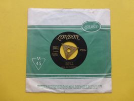 Johnny And The Hurricanes – Rockin' T