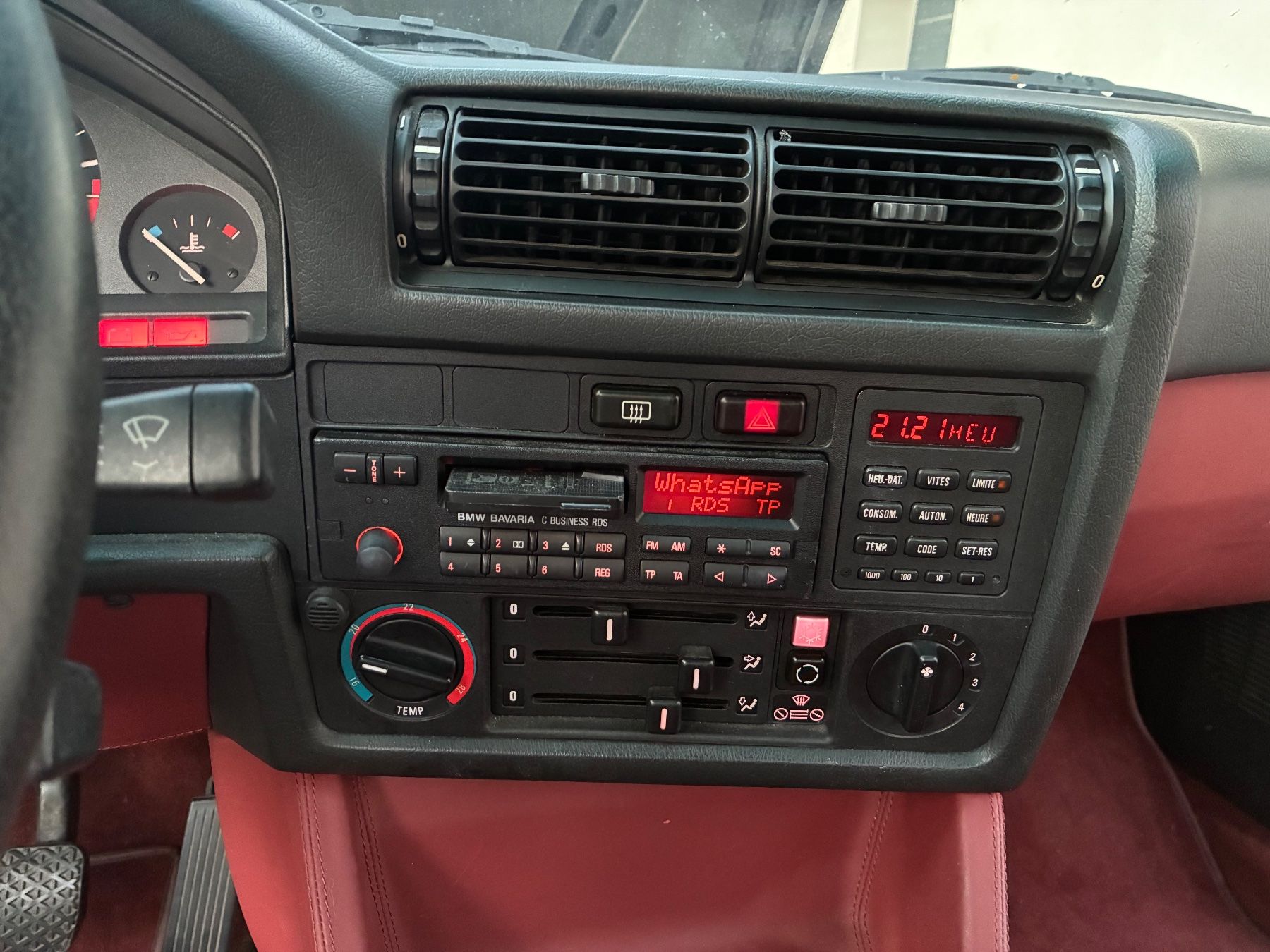 BMW Automobili: BMW 325i E30 Edition – Usato da Aproz (Nendaz) venduto da conquestofparadise 7