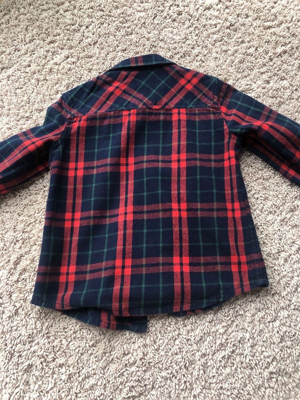Hemden, T-Shirts & Polos: Hemd Junge 110 – Gebraucht aus Zürich von poliveira 1