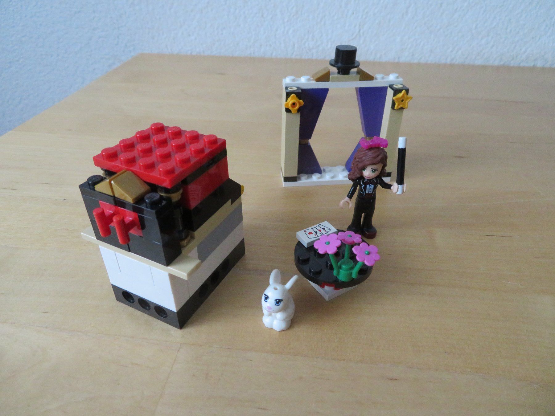 Lego Giocattoli: LEGO FRIENDS Sets 41001 + 41103 – Usato da Zürich venduto da piroma 5