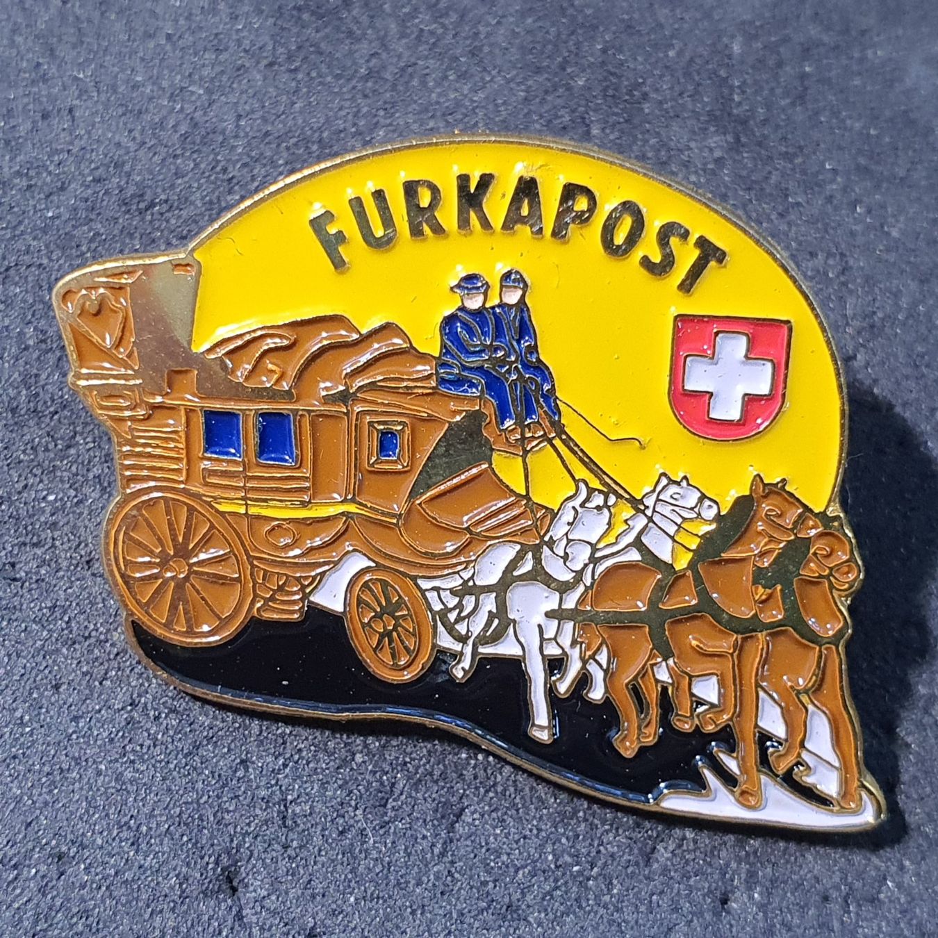Placchette & Badge: W302 - Pin PTT Furkapost Postkutsche – Usato da Reinach BL venduto da Boston-Verkauf