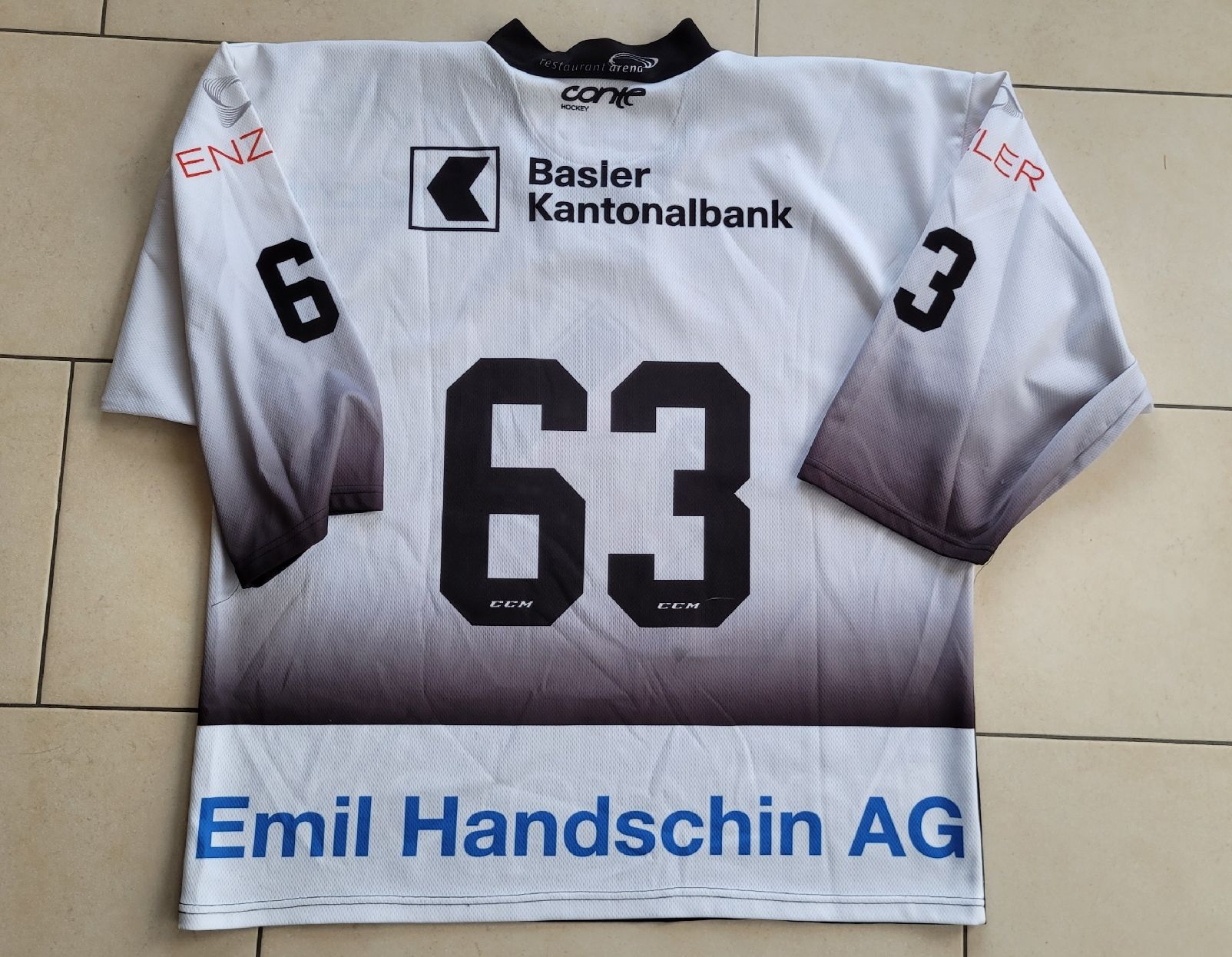 Leibchen & Hosen: EHC Basel Junioren Trikot 21/22 – Gebraucht aus Magden von FraMali76 4