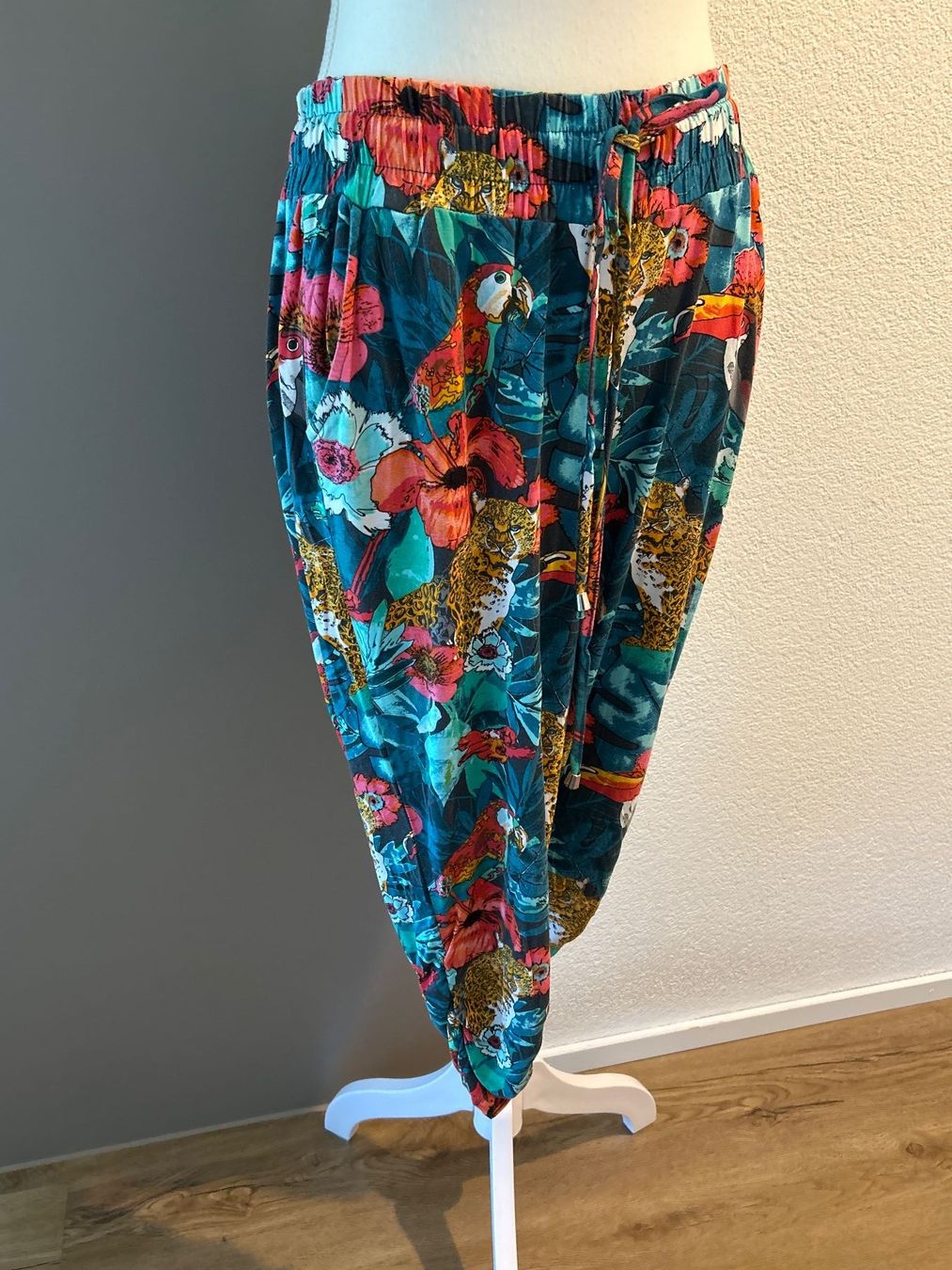Hosen: 3/4 Sommerhose mit Muster von bpc Gr. 40/42 – Gebraucht aus Brunnen von Nala2929 1