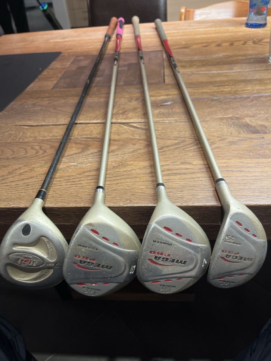 Mazze & Set: Golfschläger – Usato da Gontenschwil venduto da TEE76