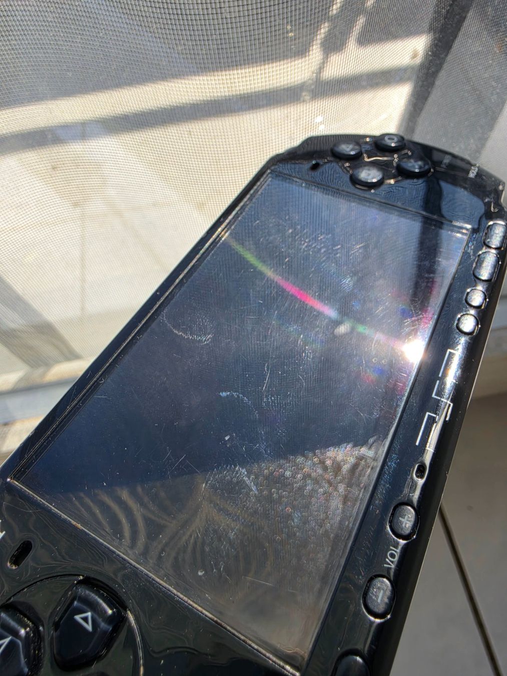Sony Konsolen: Sony PSP Playstation Portable 3000er Modell – Gebraucht aus Sempach von Knuckles17 3