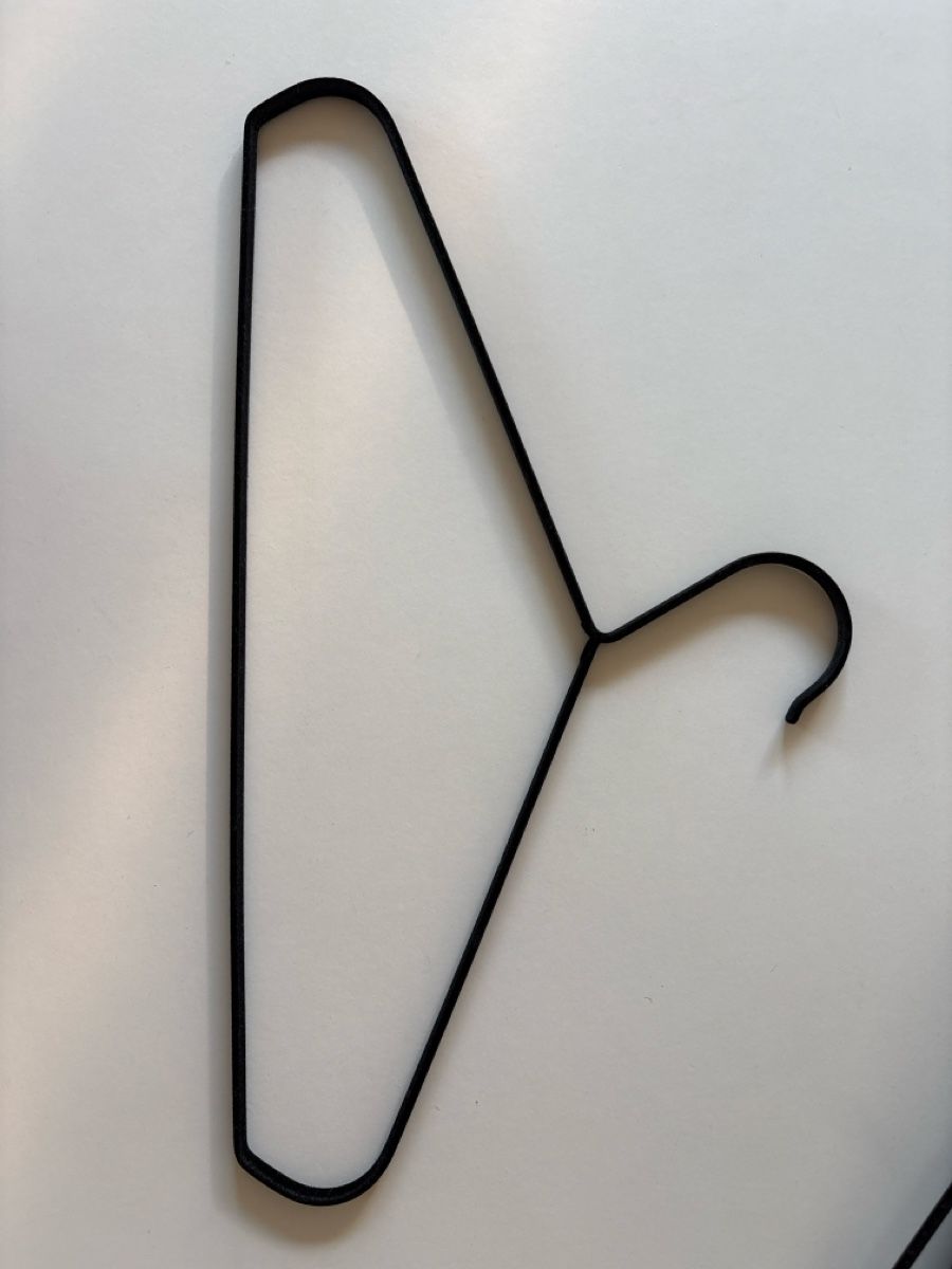 Ikea Appendiabiti: Ikea Kleiderbügel schwarz samt – Usato da Zürich venduto da nin_n7p7 1