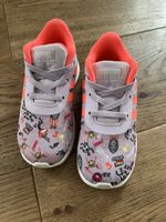Adidas Turnschuhe Gr. 26 neuwertig