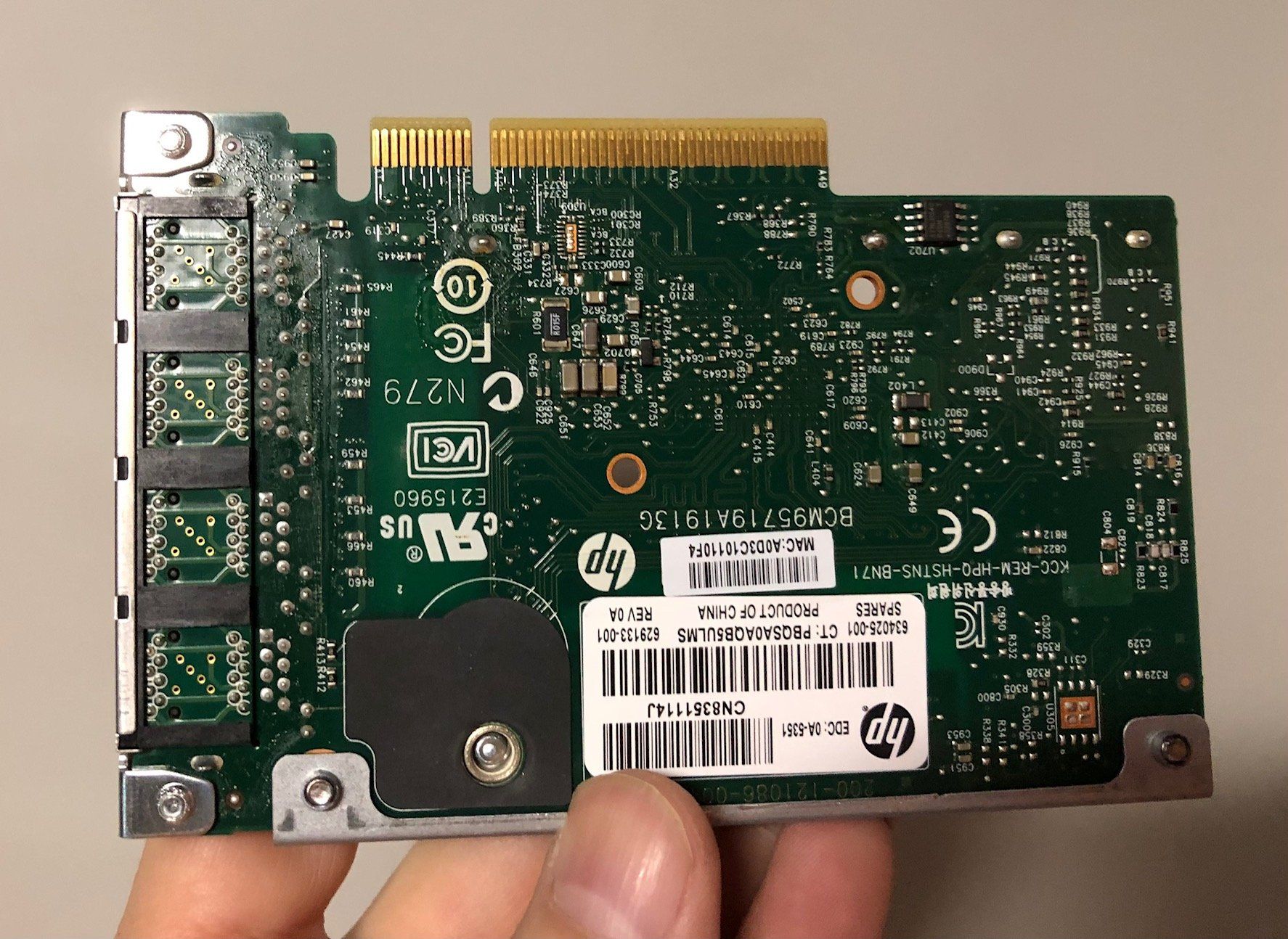 Spine: HP Ethernet 1 GB 4-Port 331 FLR Adapter – Usato da Buchs SG venduto da Handyman77