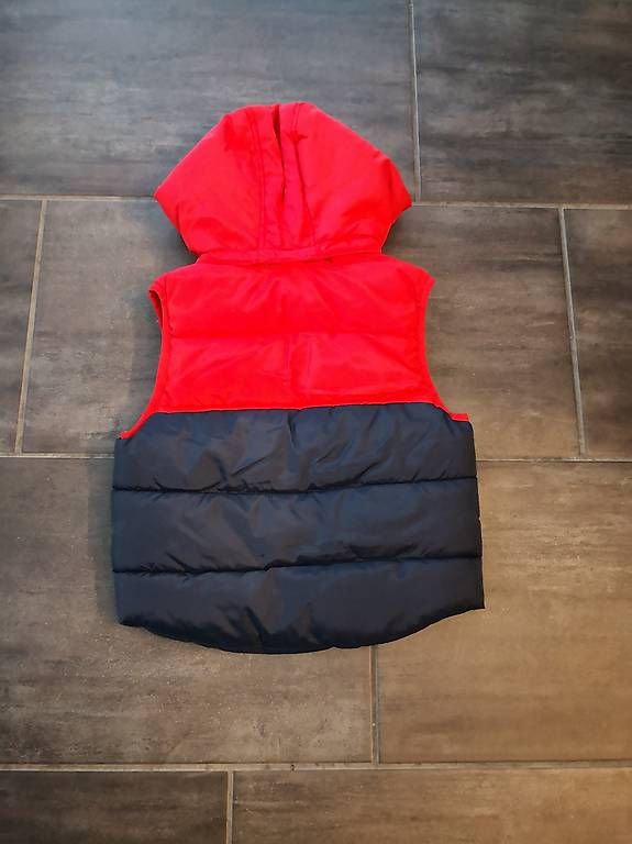 Altro abbigliamento per bambino: Gilet Grösse 98 /104 – Usato da Ottenbach venduto da Acki_la 1