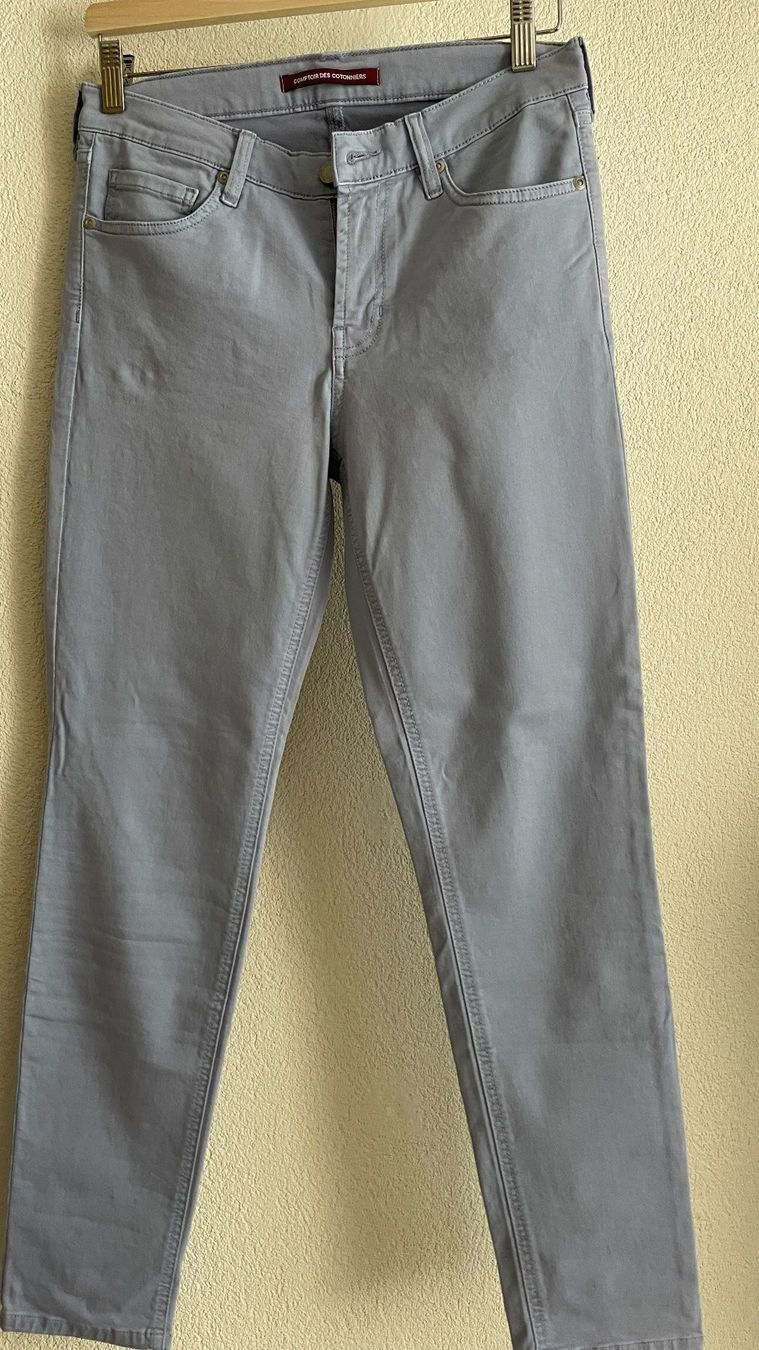 Comptoir des Cotonniers Hosen: Comptoir des Cotonniers Hose, hellblau, Grösse 38 – Gebraucht aus Hünenberg See von ECLB 1