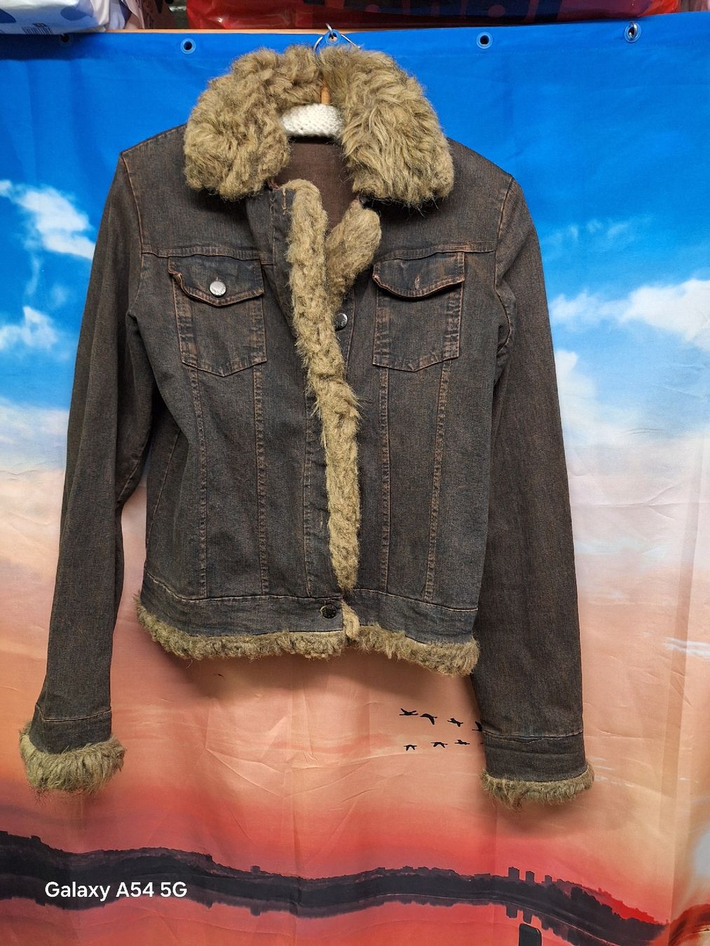 Giacche: Warme Jeansjacke Grösse L – Usato da Zürich venduto da rotezora67 2
