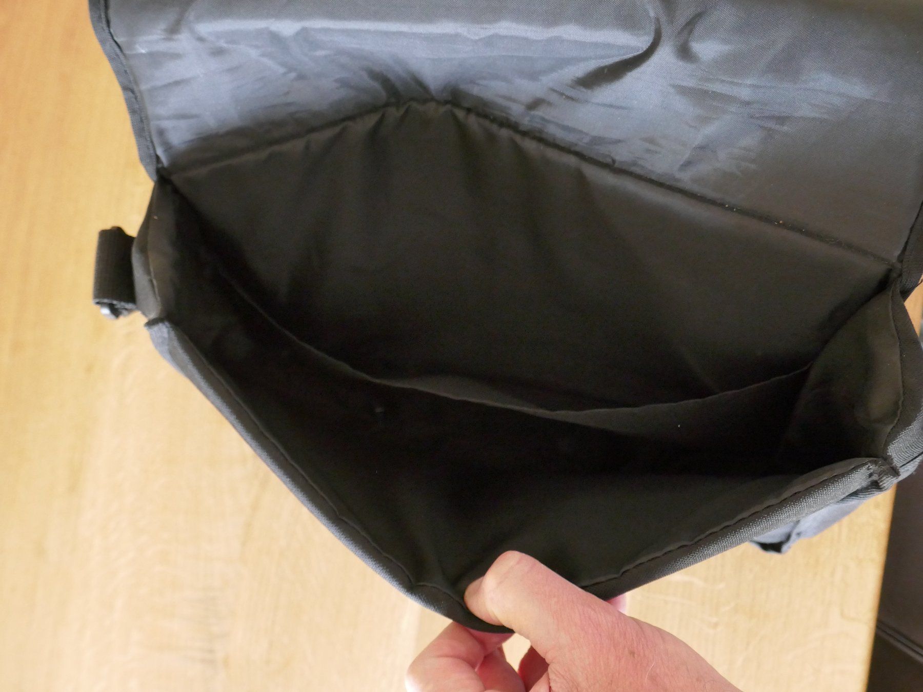 Borse: Laptop Tasche – Usato da Stäfa venduto da koopjesnu 1