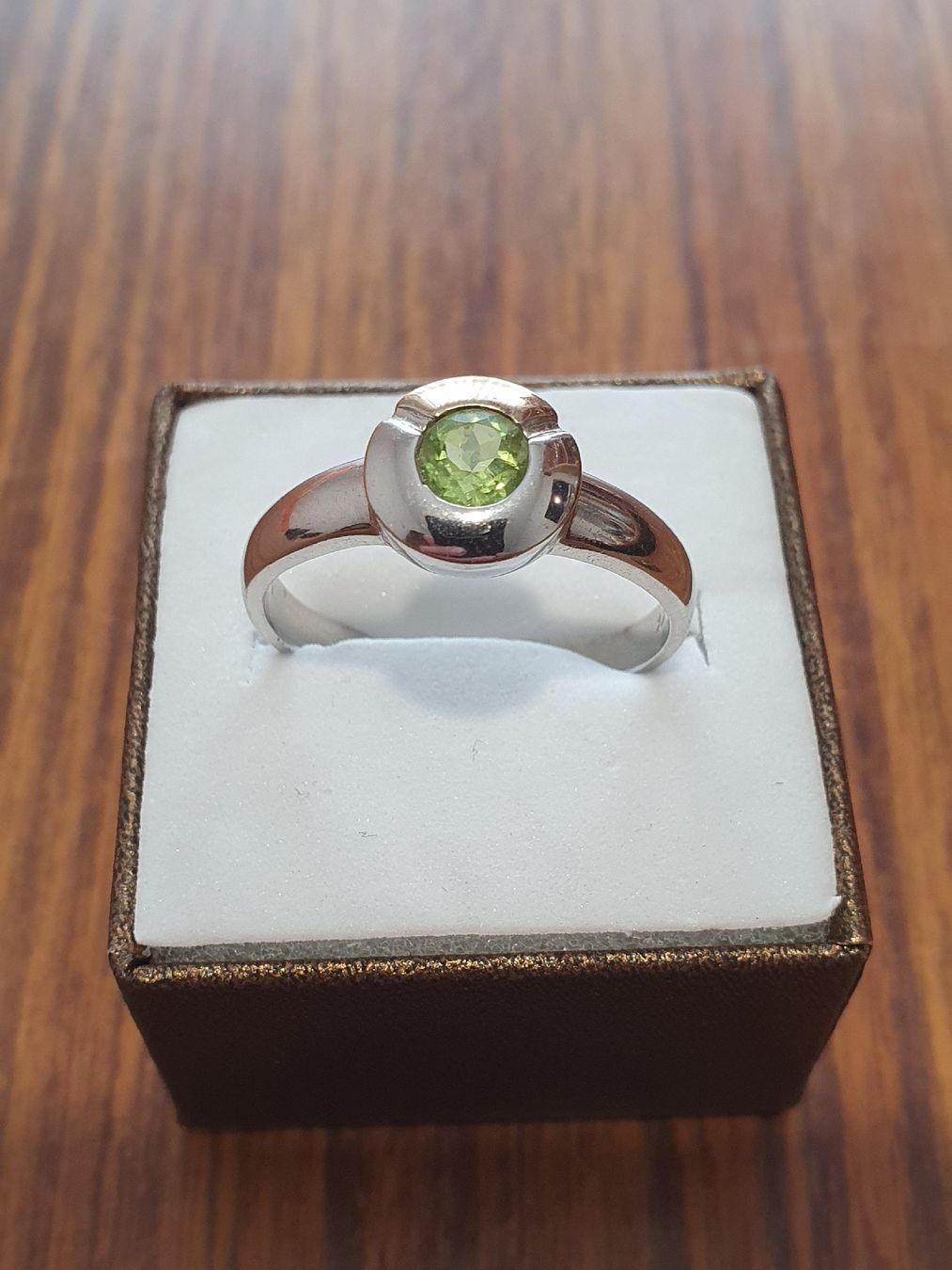 Anelli: Designer Peridot Ring in 925er Silber – Usato da Wohlen AG venduto da palmsprings