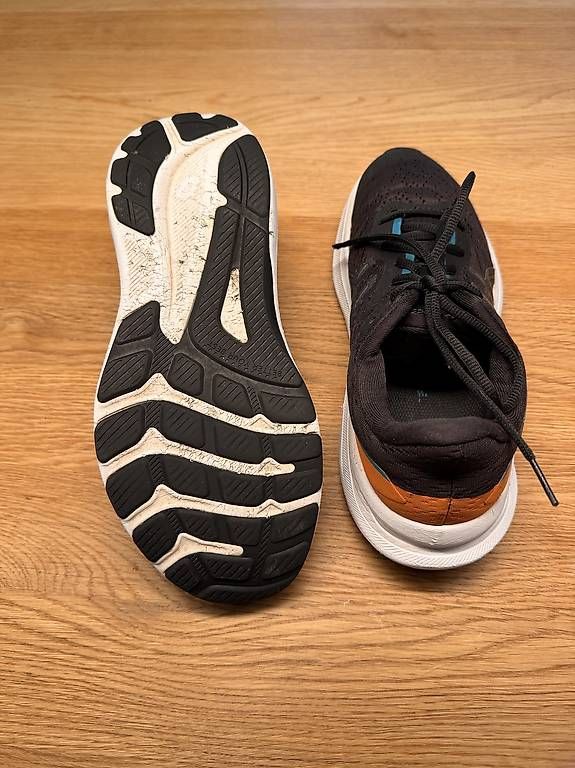 Scarpe da uomo: Asics Laufschuhe Gr. 40 – Usato da Mönchaltorf venduto da KatharinaK01 2