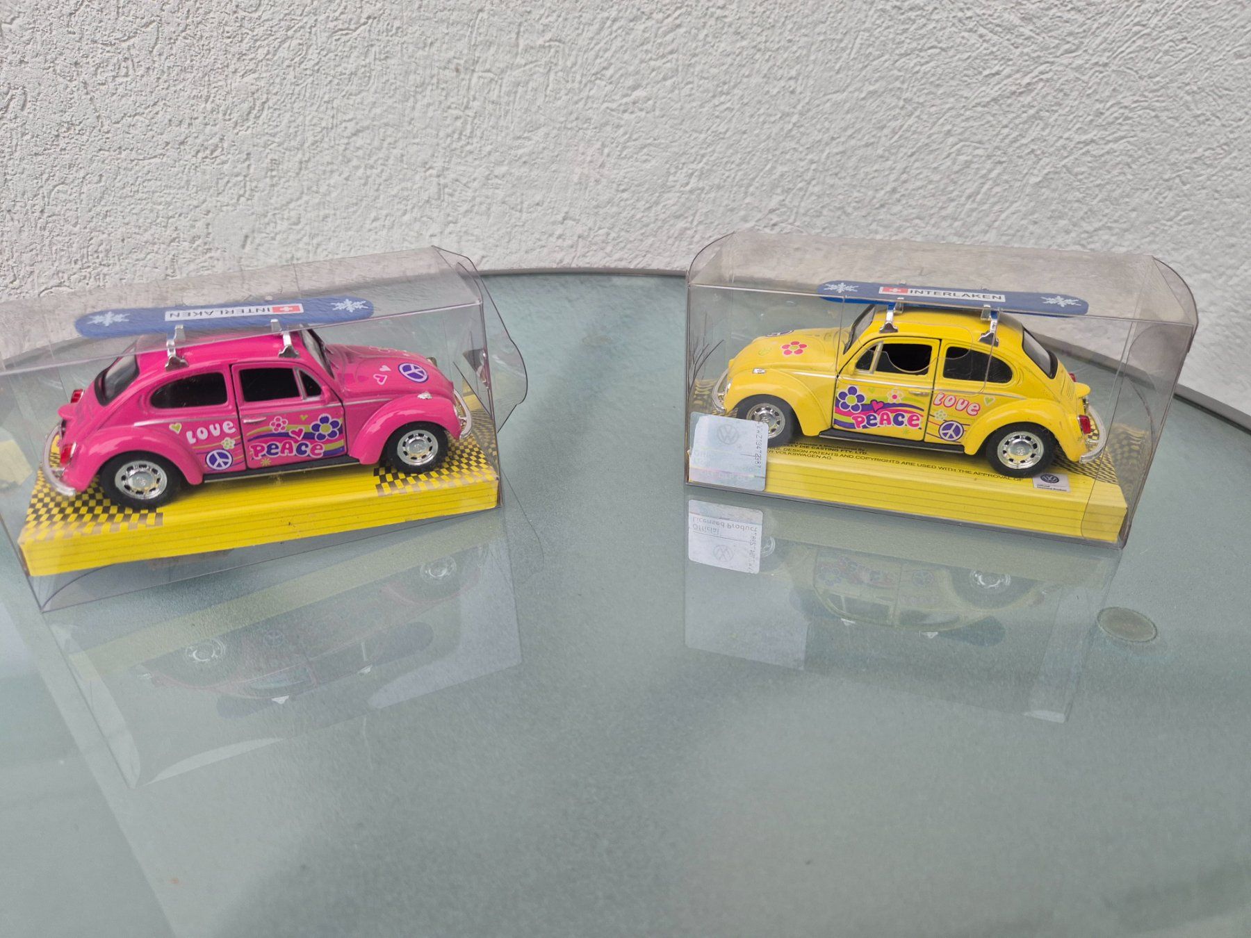 Volkswagen Modellini d'auto: VW Käfer Interlaken série. 1:32 – Nuovo (secondo la descrizione) da Oberbuchsiten venduto da laffite54 2