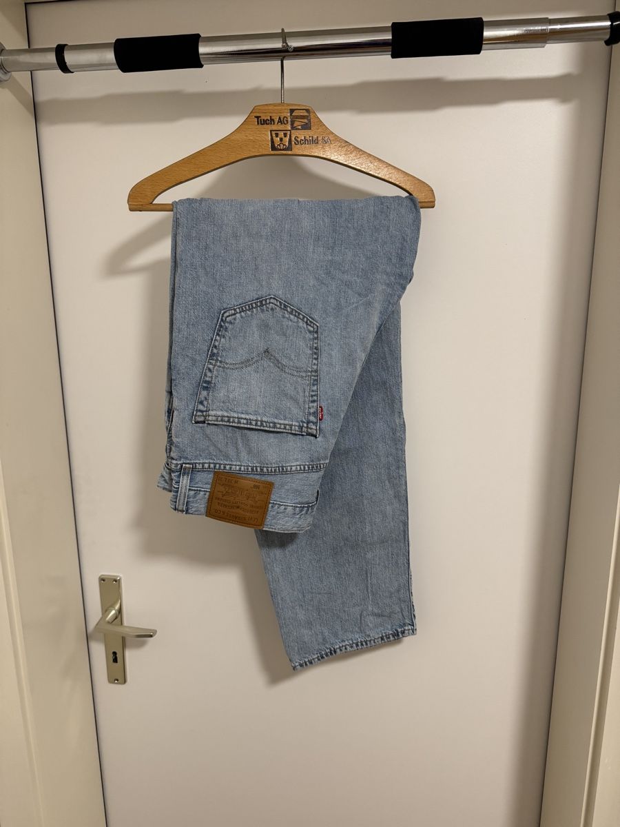 Levi's Jeans: Levis Jeans – Gebraucht aus Baar von mario.lei