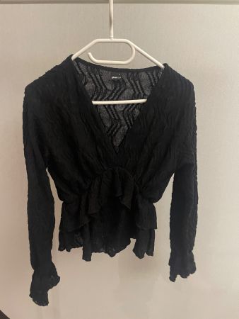 Schickes Gina Tricot Oberteil, schwarz, Grösse S, neuwertig