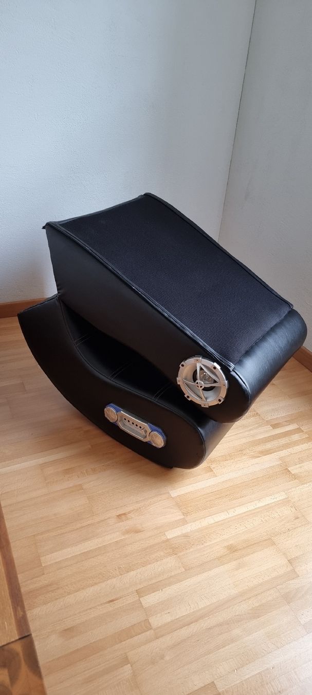 Conforama Sessel: Schaukel-Sessel mit Audiofunktion – Gebraucht aus Altendorf von Caruso 1