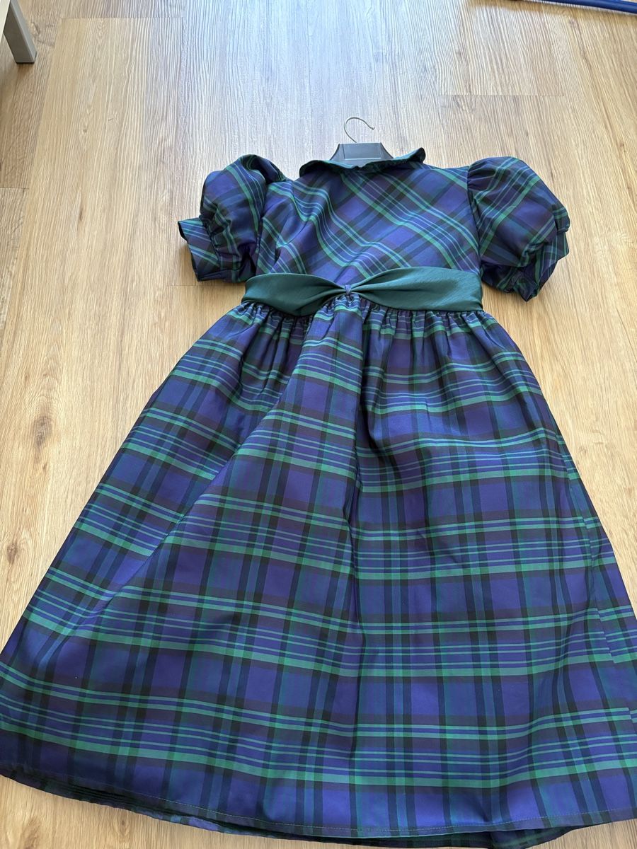 Robes et jupes: Mädchen Hochzeits Kleid 122cm – D'occasion à Chur par copino 1