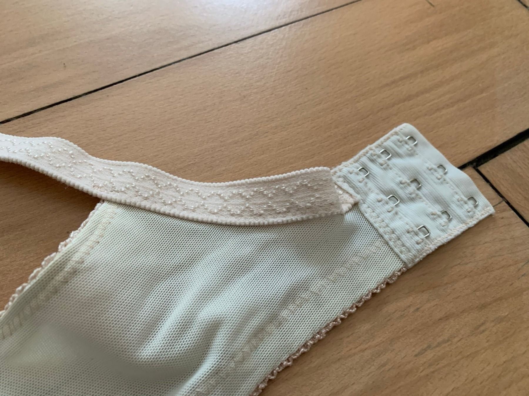 Sonstige Unterwäsche: Spitzen BH crème - 75-80B – Gebraucht aus Zürich von Diazaio 2