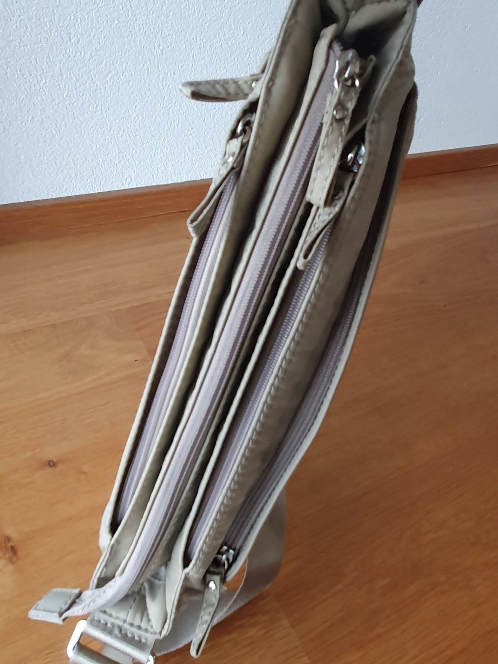 Samsonite Borse: Samsonite Move 4.0 Schultertasche, beige – Usato da Villars-sur-Glâne venduto da richardette 5