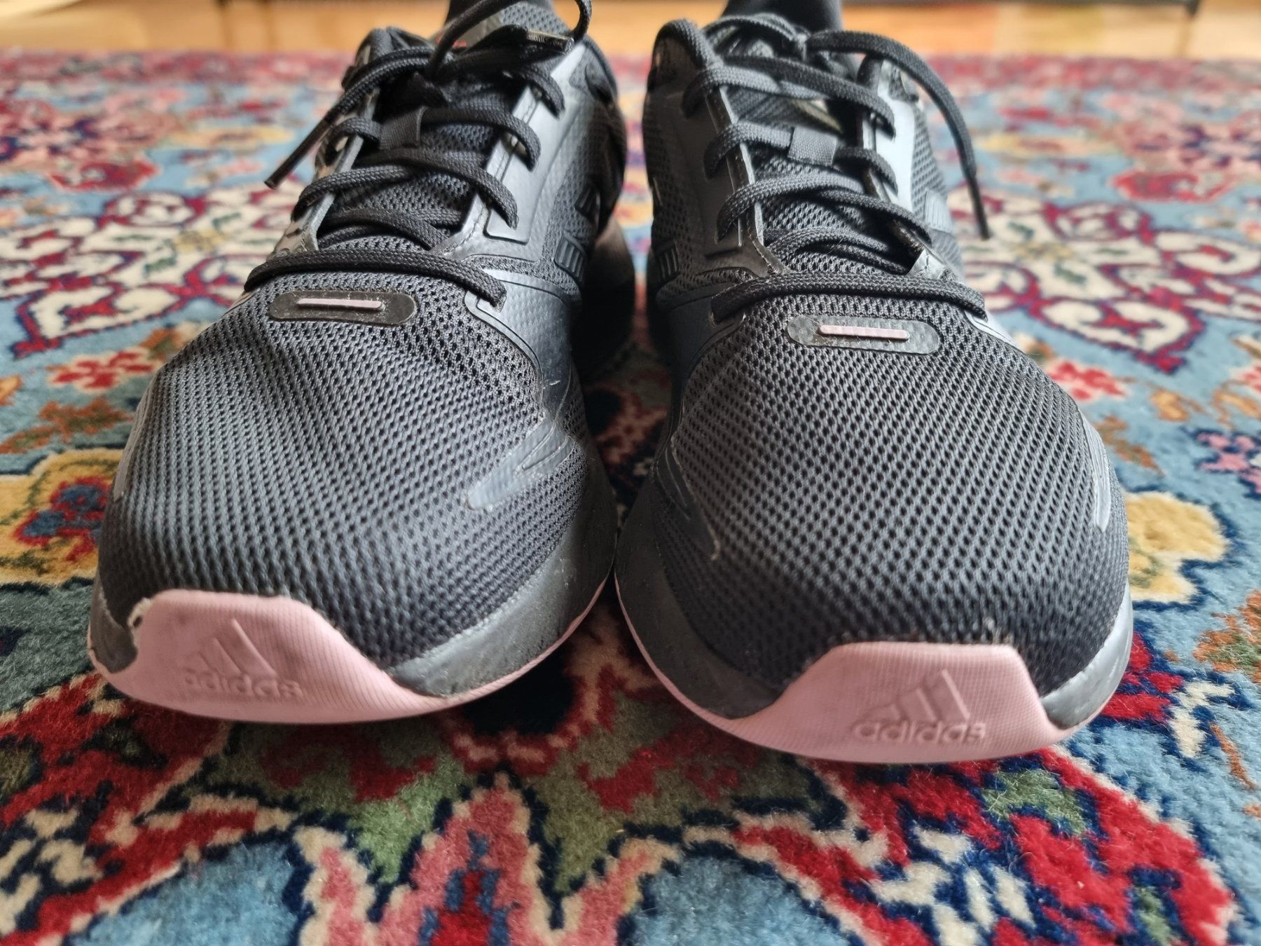 Adidas Chaussures hommes: Adidas Schuhe gr 39 – D'occasion à Interlaken par NataliiaS 5