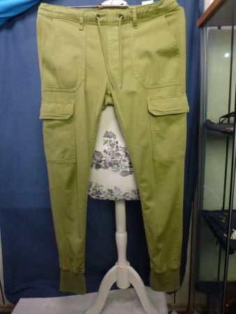 PEPE JEANS LONDON JOGGINGHOSE CARGOHOSE OLIV W 29 NEU SCHLUP