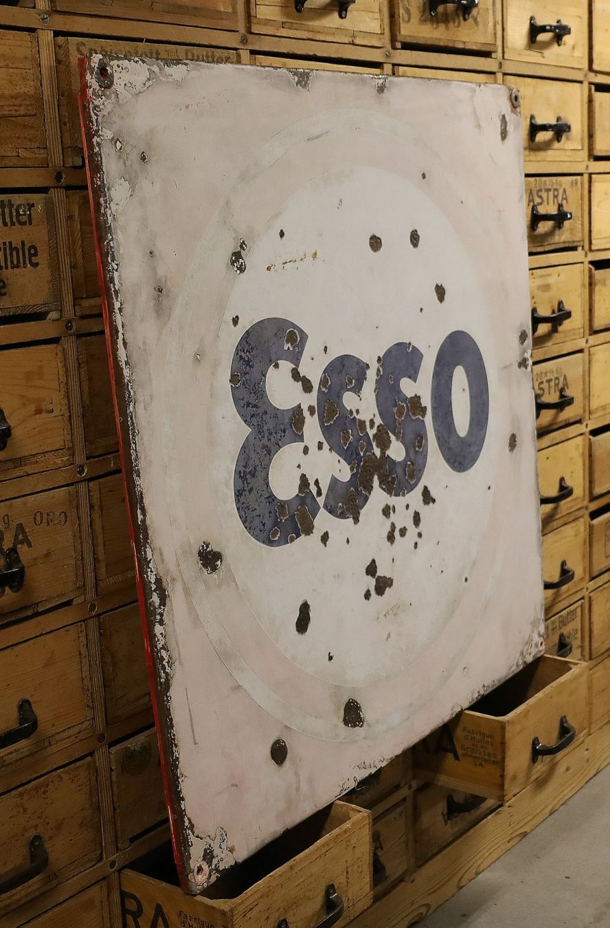 Esso Insegne: Emailschild "Esso" ca. 1 m x 1 m – Usato da Birrwil venduto da brandschatz_birrwil 3