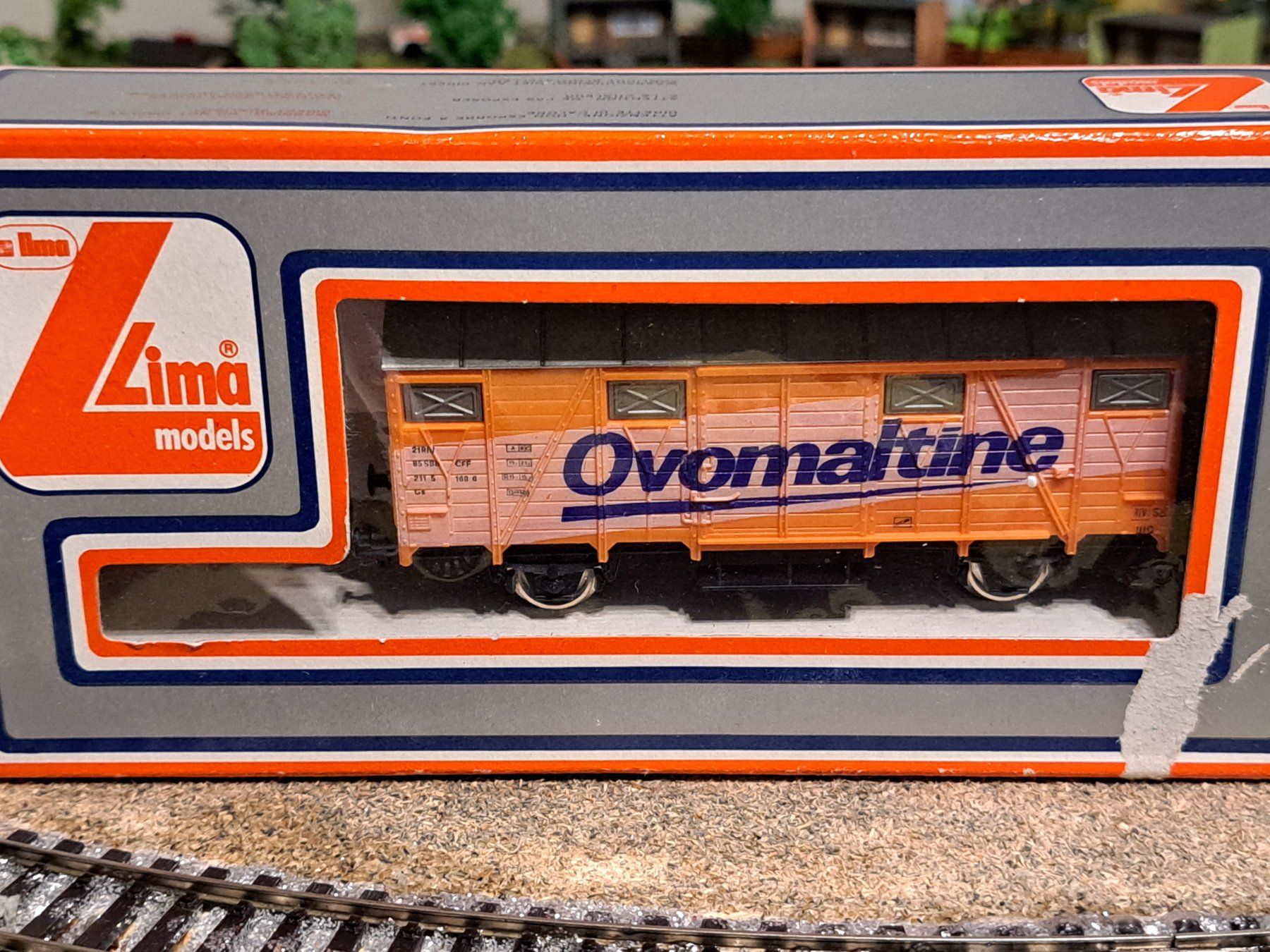 Lima Modellini di ferrovie: Kühlwagen von Lima – Usato da Schwanden GL venduto da roerich20 4