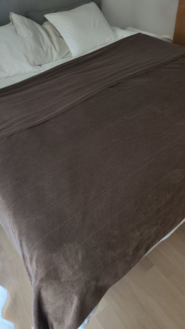 Decken: Warme Decke 240 x 240 – Gebraucht aus Dietlikon von RebecaO