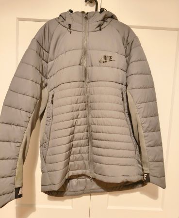 Veste d’hiver Nike grise – Taille XL