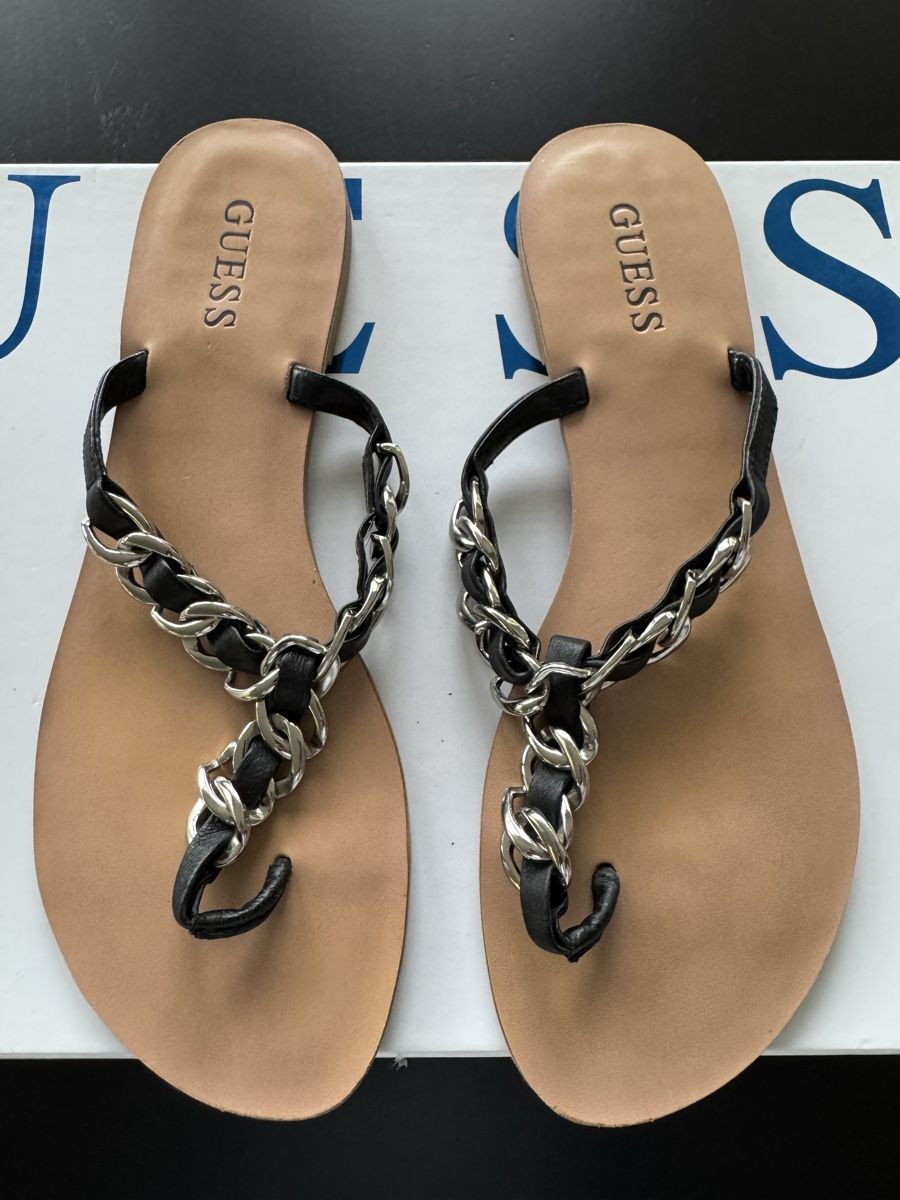 Guess Scarpe da donna: Flip Flop Guess schwarz Gr. 39 – Nuovo (secondo la descrizione) da Zürich venduto da Jen10 5